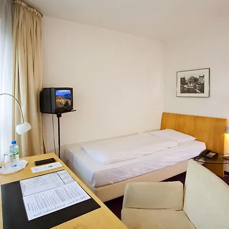 Hotel Prinzregent By Centro Basic